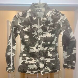 DL1961  Rocco Jacket in Camo Stripe Girls Size Medium
